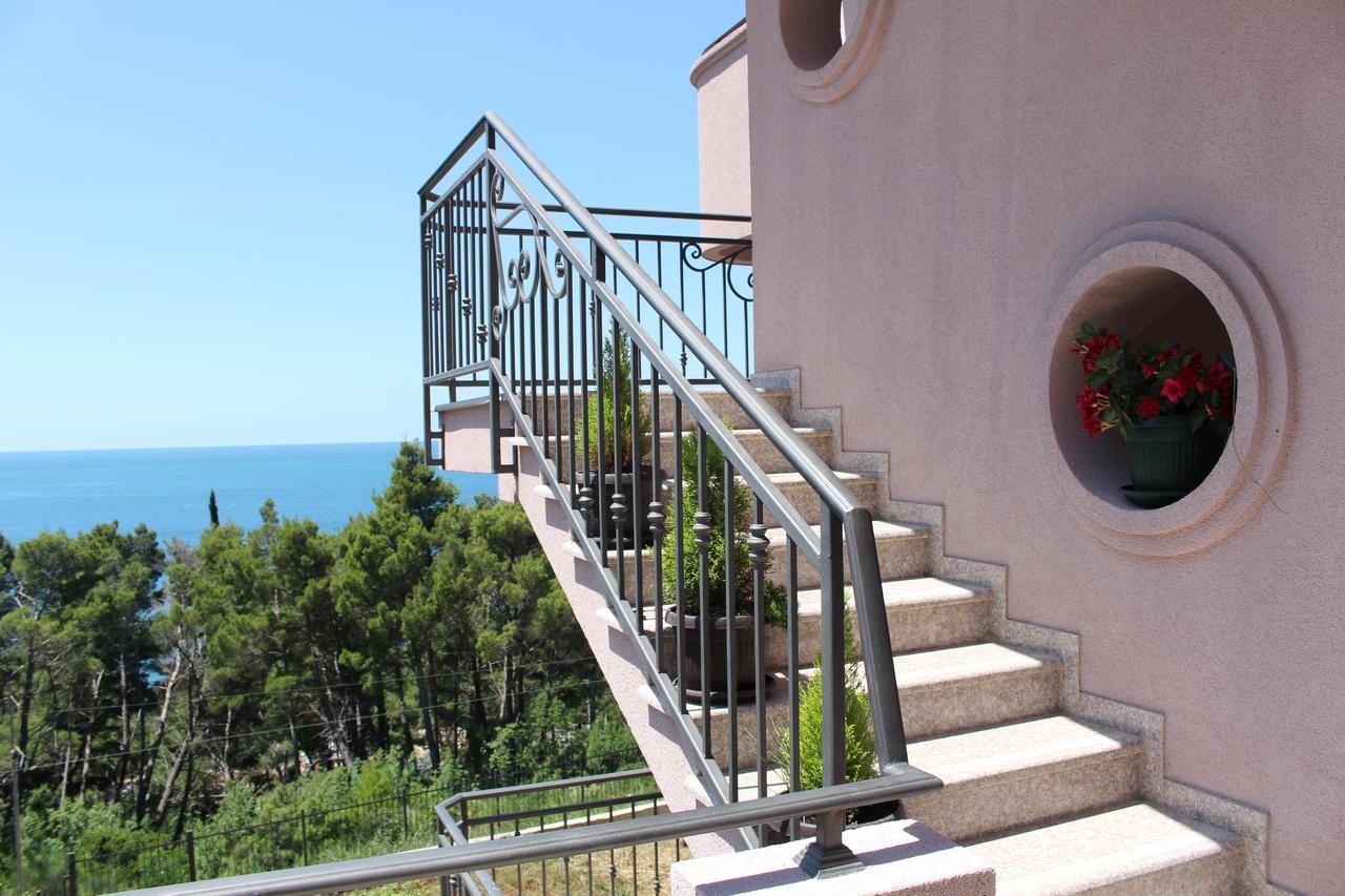 Vila Pogled บาร์ ภายนอก รูปภาพ